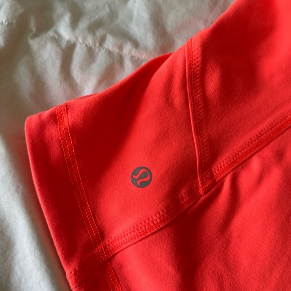 Lululemon Women's Striped Coral Jacket - Picture 4 of 6